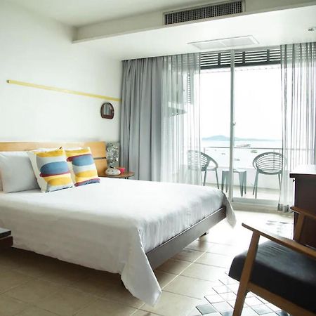 פאטאיה Baboona Beachfront Living מראה חיצוני תמונה