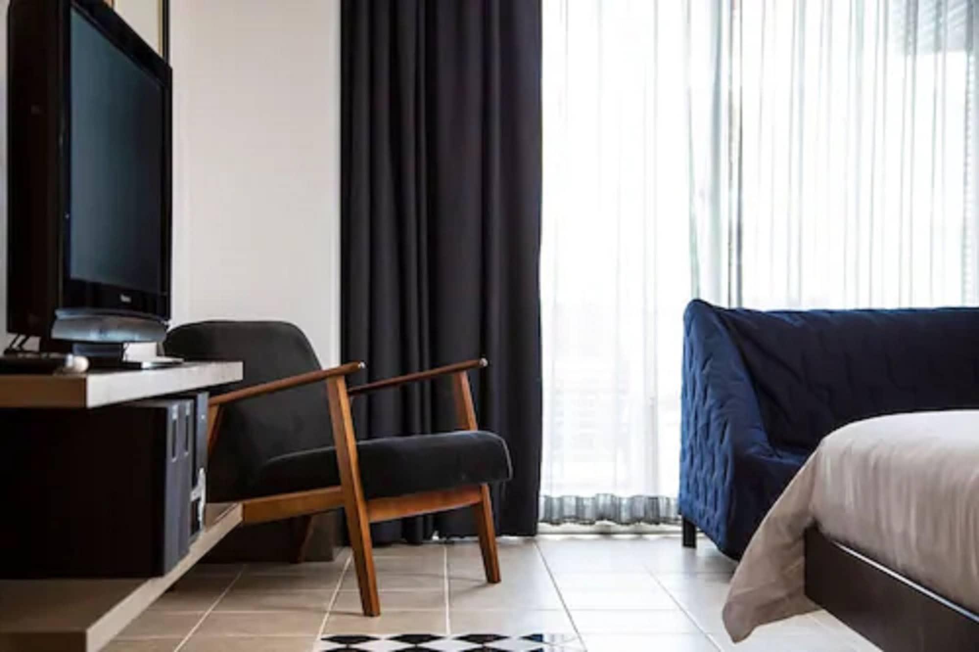 פאטאיה Baboona Beachfront Living מראה חיצוני תמונה