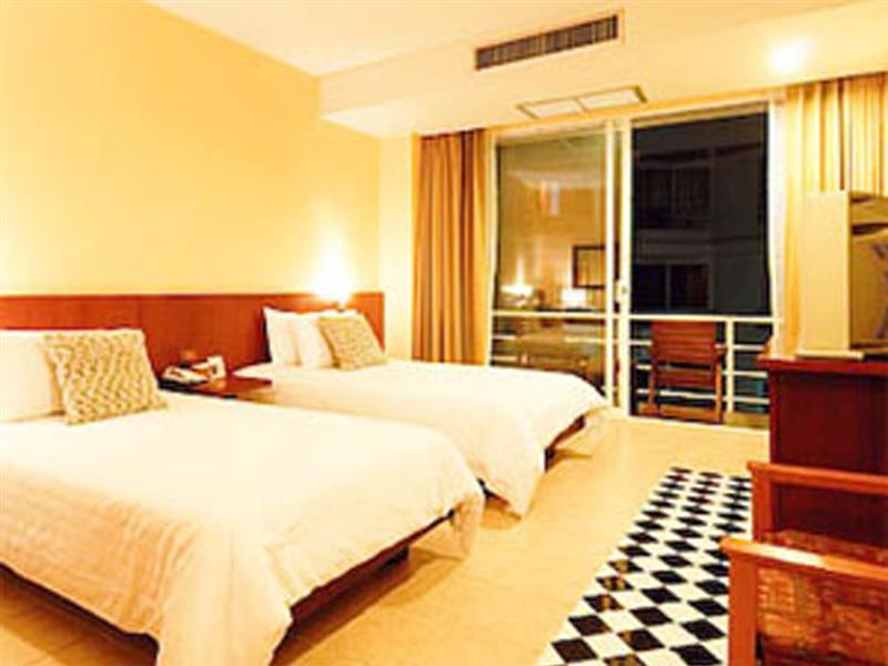 פאטאיה Baboona Beachfront Living מראה חיצוני תמונה