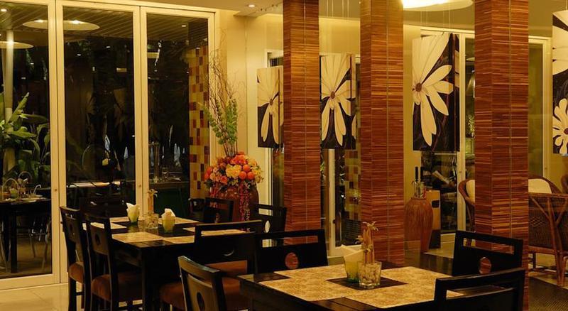 פאטאיה Baboona Beachfront Living מראה חיצוני תמונה
