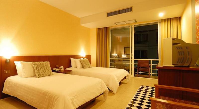 פאטאיה Baboona Beachfront Living מראה חיצוני תמונה